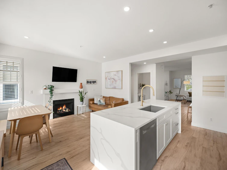 23140 Billy Brown Road, Langley, BC, V1M 4G1 - 12