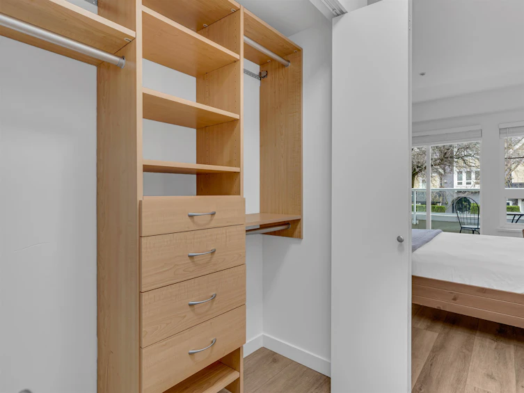 202-2110 York Avenue, Vancouver, BC, V5K 1X1 - 13