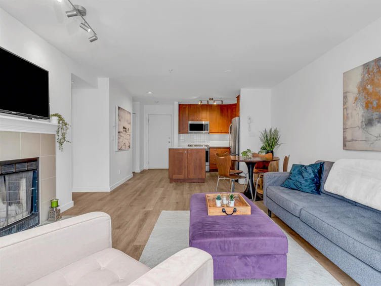 202-2110 York Avenue, Vancouver, BC, V5K 1X1 - 5