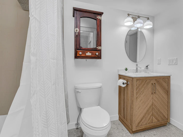 202-2110 York Avenue, Vancouver, BC, V5K 1X1 - 15