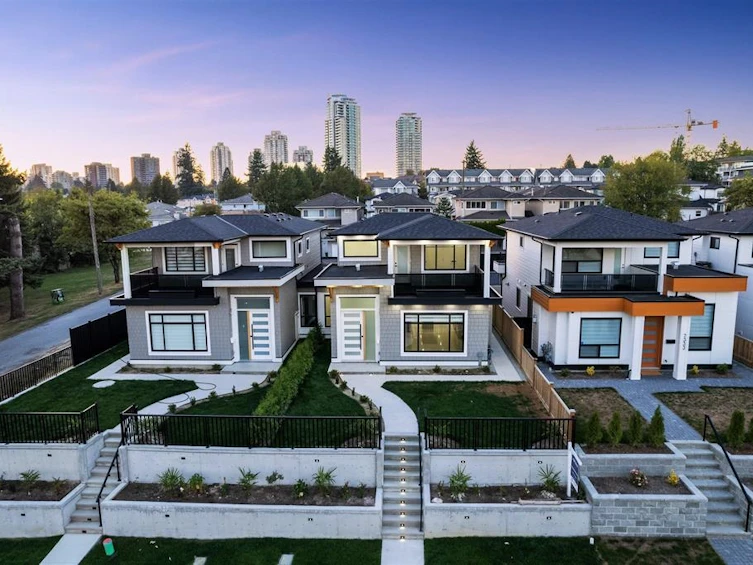 7329 Ethel Avenue, Burnaby, BC, V3N 2C6 - 2