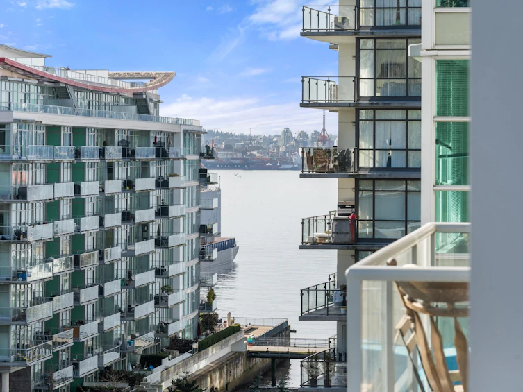 704-168 E Esplanade Avenue, North Vancouver, BC, V7L 4X8 - 8