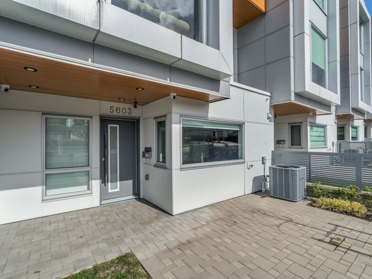 5603 Rumble Street, Burnaby, BC, V5J 2C3 - 5