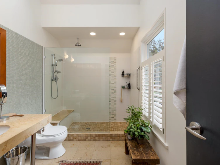 6032 Glenwynd Place, West Vancouver, BC, V7W 2W5 - 23