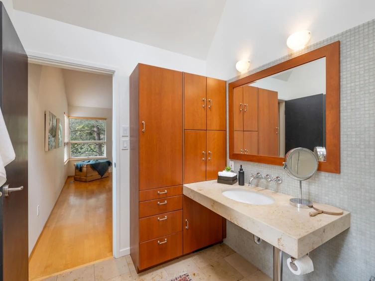 6032 Glenwynd Place, West Vancouver, BC, V7W 2W5 - 22