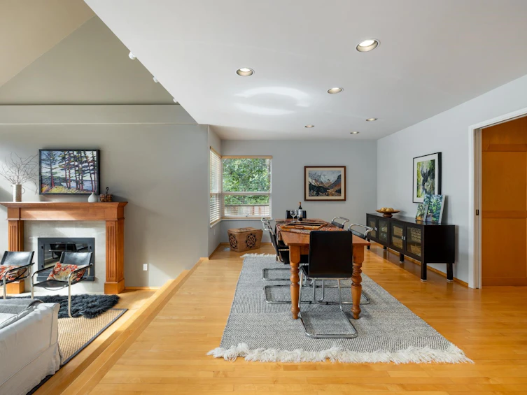 6032 Glenwynd Place, West Vancouver, BC, V7W 2W5 - 7