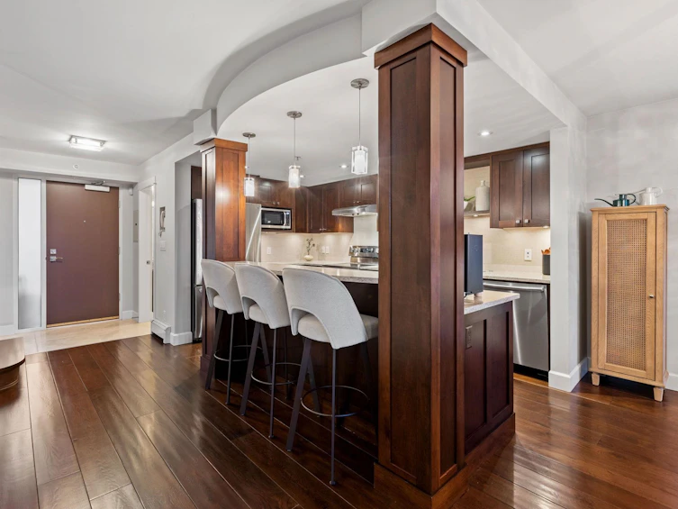 711-1288 Marinaside Crescent, Vancouver, BC, V6Z 2W5 - 16