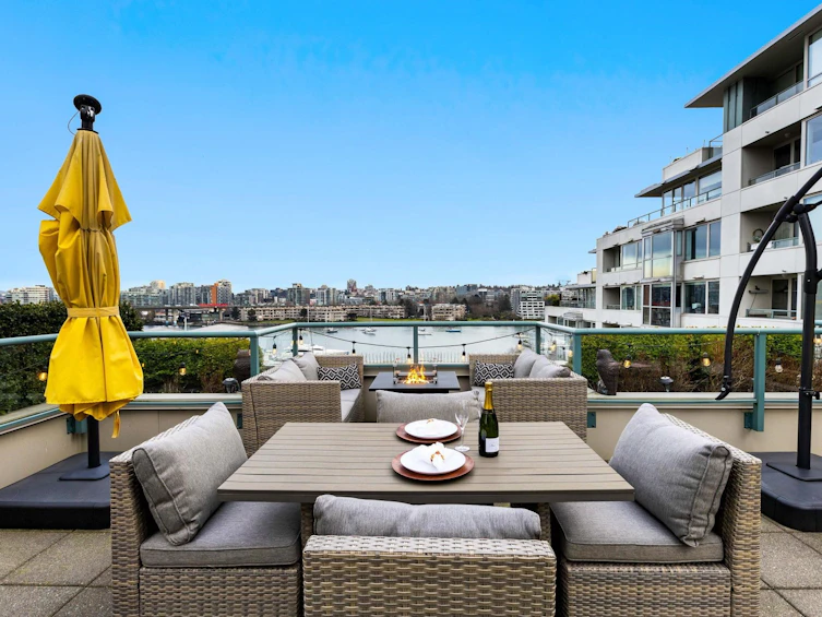711-1288 Marinaside Crescent, Vancouver, BC, V6Z 2W5 - 3