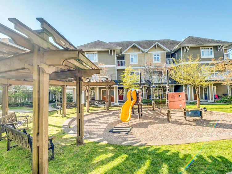 220-5788 Sidley Street, Burnaby, BC, V5J 0E4 - 32