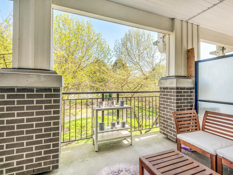 220-5788 Sidley Street, Burnaby, BC, V5J 0E4 - 11