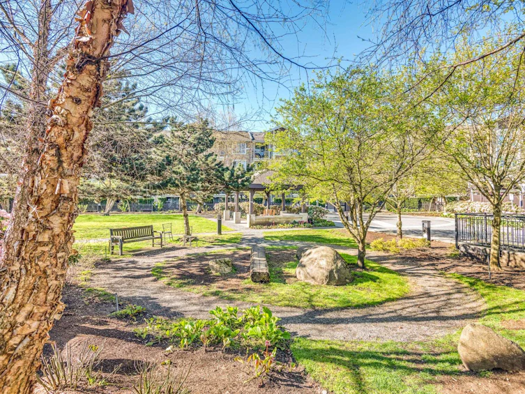 220-5788 Sidley Street, Burnaby, BC, V5J 0E4 - 25