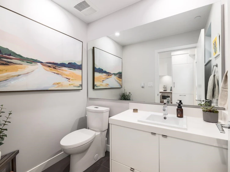 104-321 E 16th Avenue, Vancouver, BC, V5T 2T7 - 12