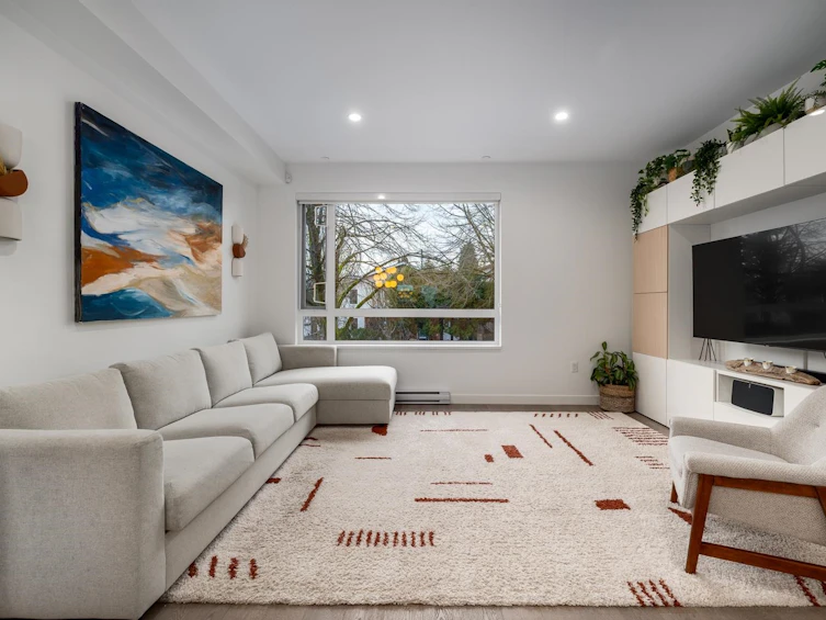 104-321 E 16th Avenue, Vancouver, BC, V5T 2T7 - 3