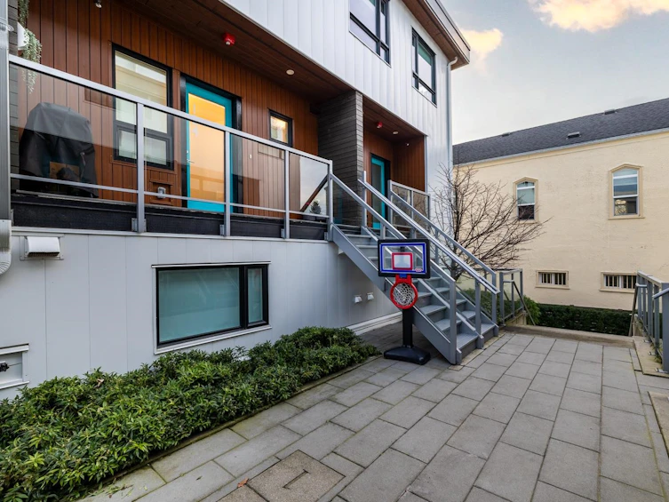 104-321 E 16th Avenue, Vancouver, BC, V5T 2T7 - 36