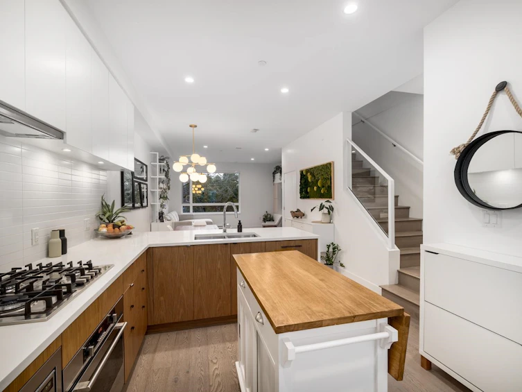 104-321 E 16th Avenue, Vancouver, BC, V5T 2T7 - 10