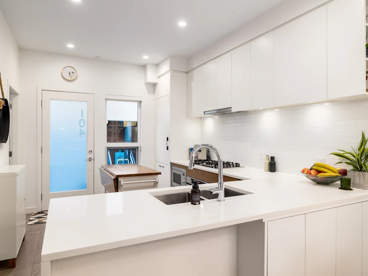 104-321 E 16th Avenue, Vancouver, BC, V5T 2T7 - 8