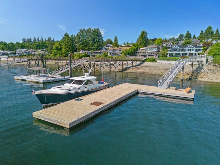 588 Lowry Lane, North Vancouver, BC, V7G 1R3