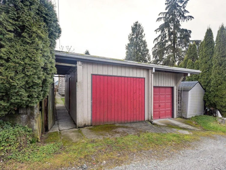 3341 E Georgia Street, Vancouver, BC, V5K 2L5 - 32