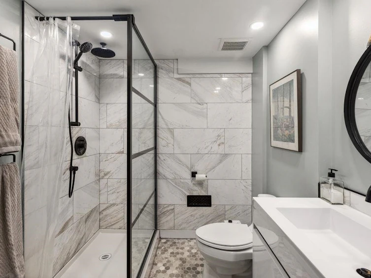 3341 E Georgia Street, Vancouver, BC, V5K 2L5 - 19