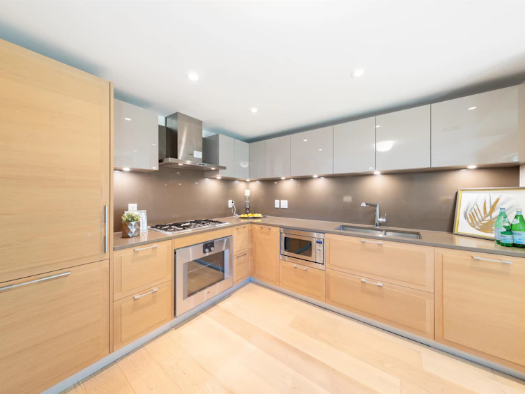 1553 W 57th Avenue, Vancouver, BC, V6P 0H5 - 16