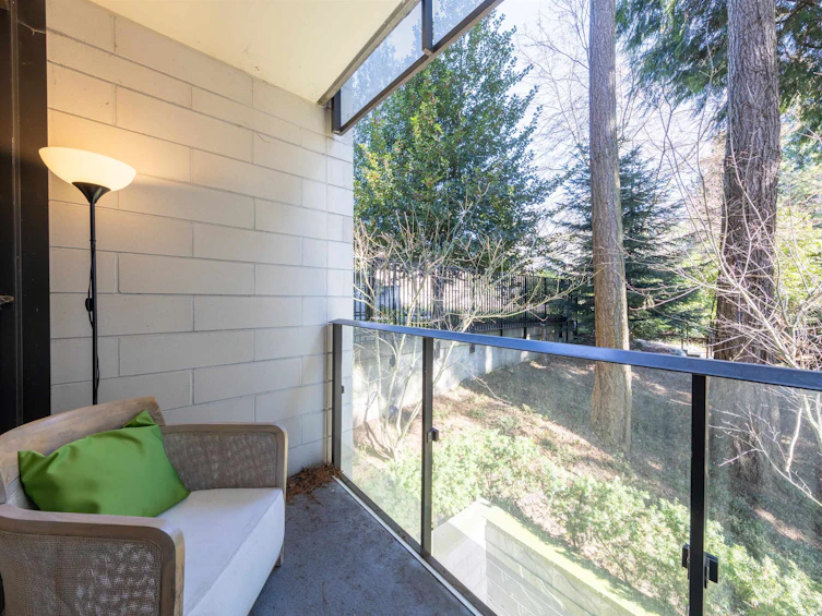 1553 W 57th Avenue, Vancouver, BC, V6P 0H5 - 24
