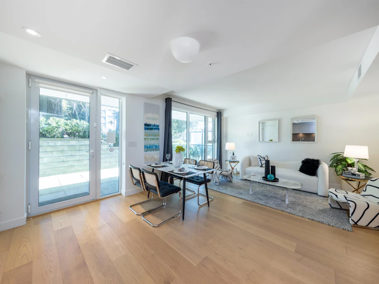 1553 W 57th Avenue, Vancouver, BC, V6P 0H5 - 10