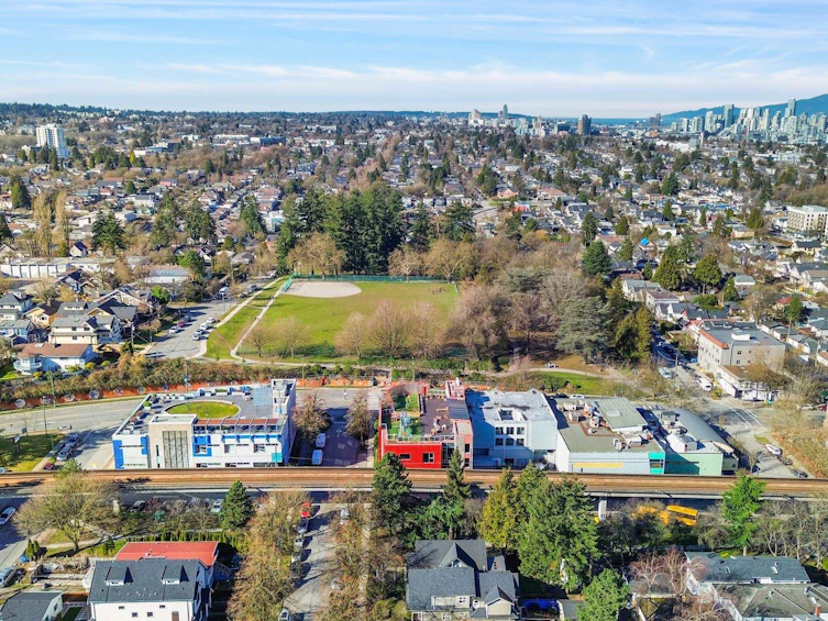 1803 E 14th Avenue, Vancouver, BC, V5N 2E3 - 23