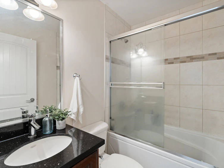 1803 E 14th Avenue, Vancouver, BC, V5N 2E3 - 13
