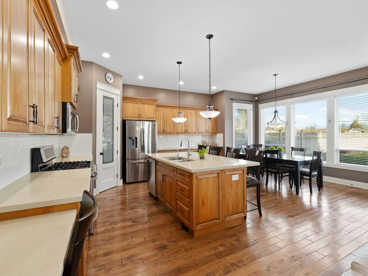 2052 Merlot Boulevard, Abbotsford, BC, V4X 0A6 - 10