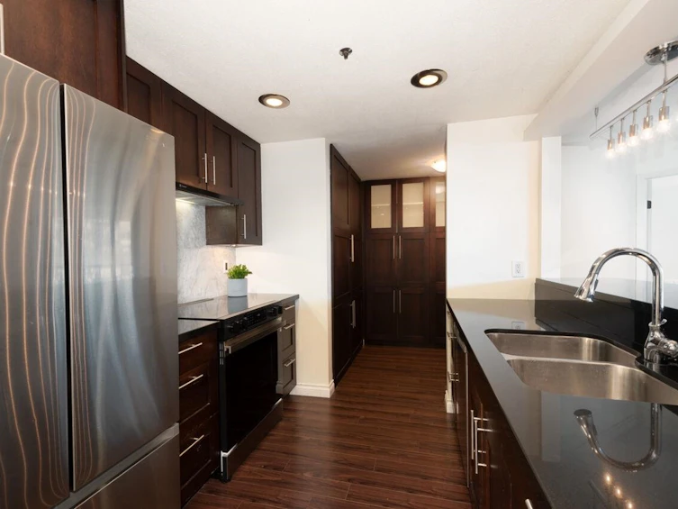 301-1502 Island Park Walk, Vancouver, BC, V6H 3Z8 - 16