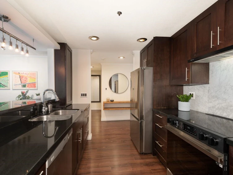 301-1502 Island Park Walk, Vancouver, BC, V6H 3Z8 - 15