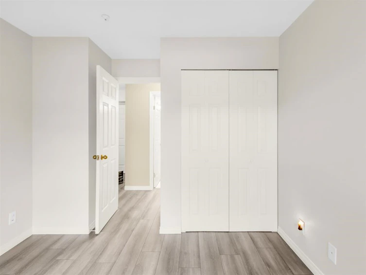 215-13727 74 Avenue, Surrey, BC, V3W 0M7 - 17