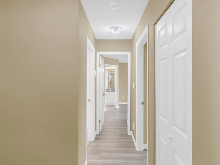 215-13727 74 Avenue, Surrey, BC, V3W 0M7 - 11