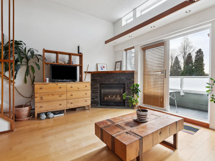 307-980 W 22nd Avenue, Vancouver, BC, V5Z 2A1
