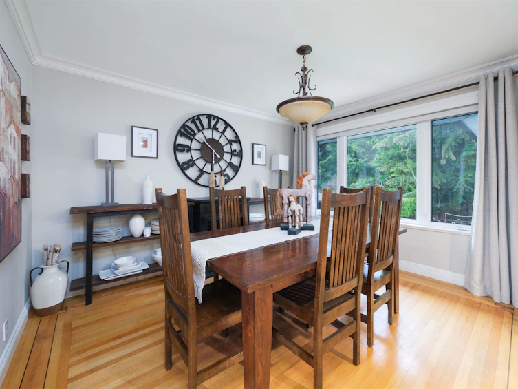 4215 Valencia Avenue, North Vancouver, BC, V7N 4A7 - 6