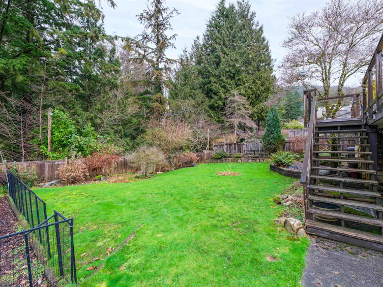 4215 Valencia Avenue, North Vancouver, BC, V7N 4A7 - 31