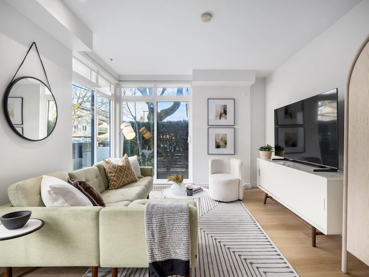 3161 Quebec Street, Vancouver, BC, V5T 3B3 - 2
