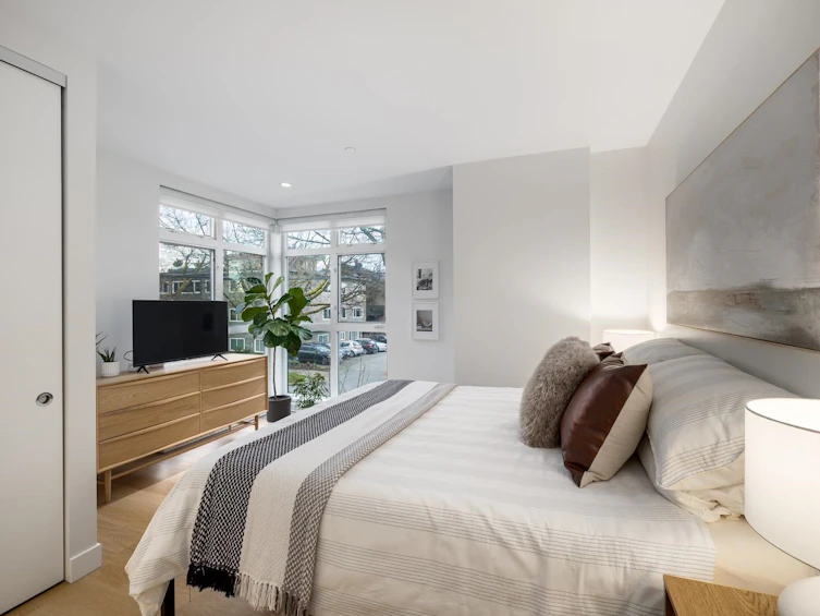 3161 Quebec Street, Vancouver, BC, V5T 3B3 - 7