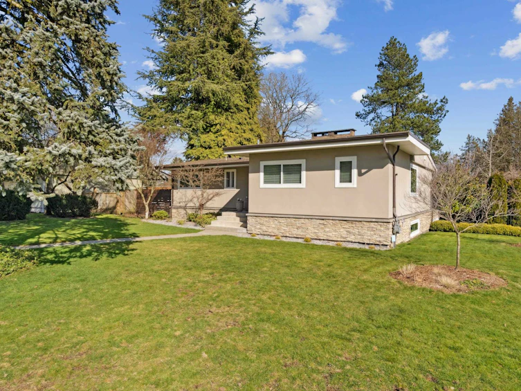 8786 Crest Drive, Burnaby, BC, V3N 4A2 - 2
