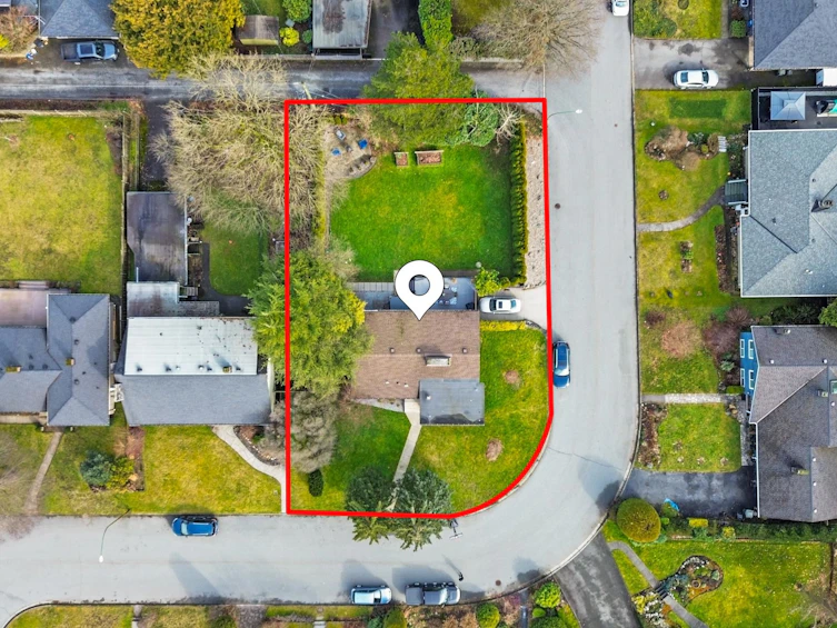 8786 Crest Drive, Burnaby, BC, V3N 4A2 - 37