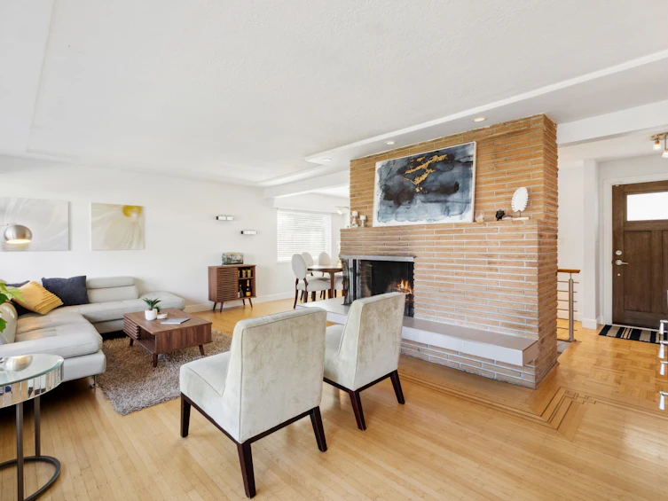 8786 Crest Drive, Burnaby, BC, V3N 4A2 - 11