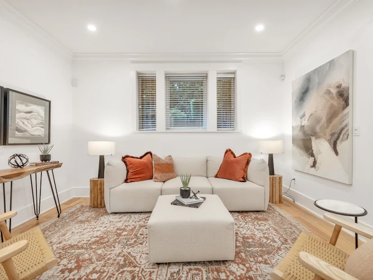 2918 Columbia Street, Vancouver, BC, V5Y 3V8 - 9