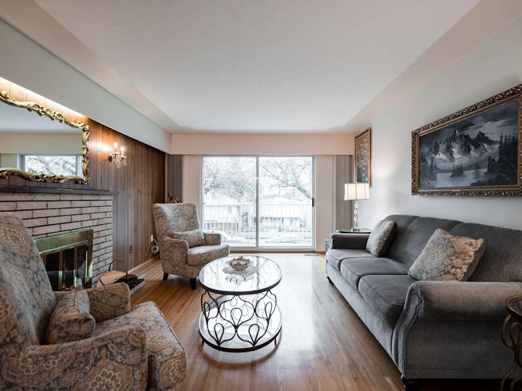 2050 E 25th Avenue, Vancouver, BC, V5N 2V6 - 10
