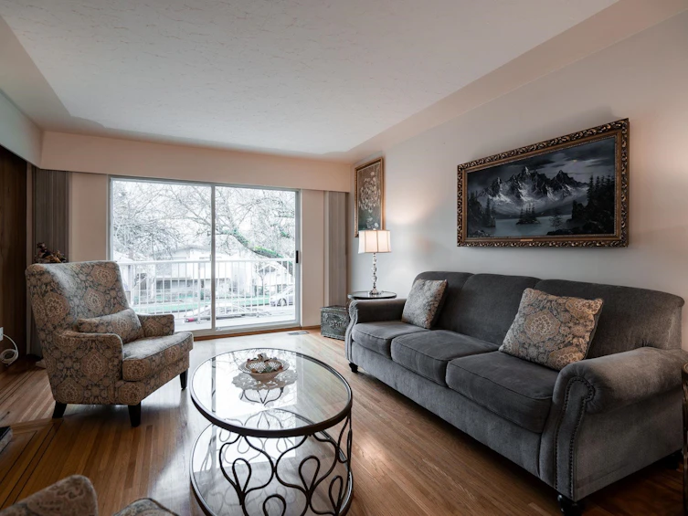 2050 E 25th Avenue, Vancouver, BC, V5N 2V6 - 11