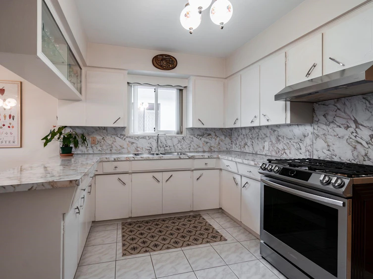2050 E 25th Avenue, Vancouver, BC, V5N 2V6 - 19