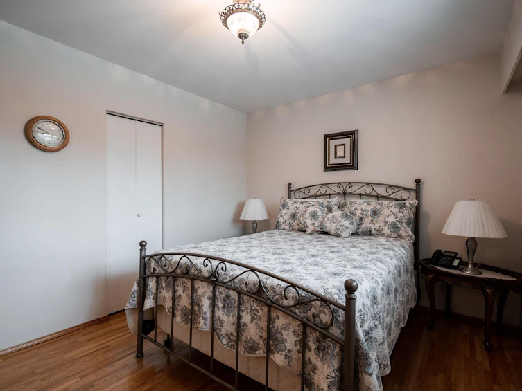 2050 E 25th Avenue, Vancouver, BC, V5N 2V6 - 35