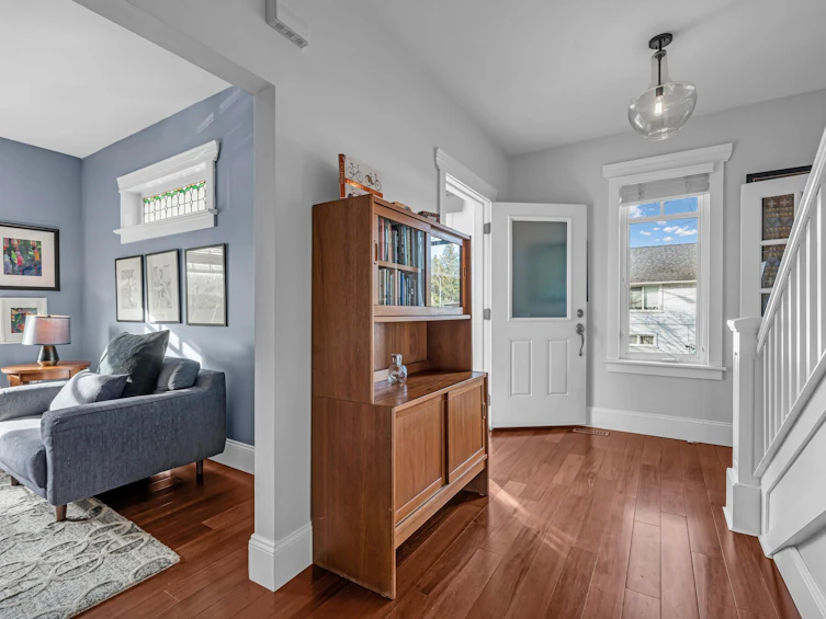 3904 Inverness Street, Vancouver, BC, V5V 4W3 - 5