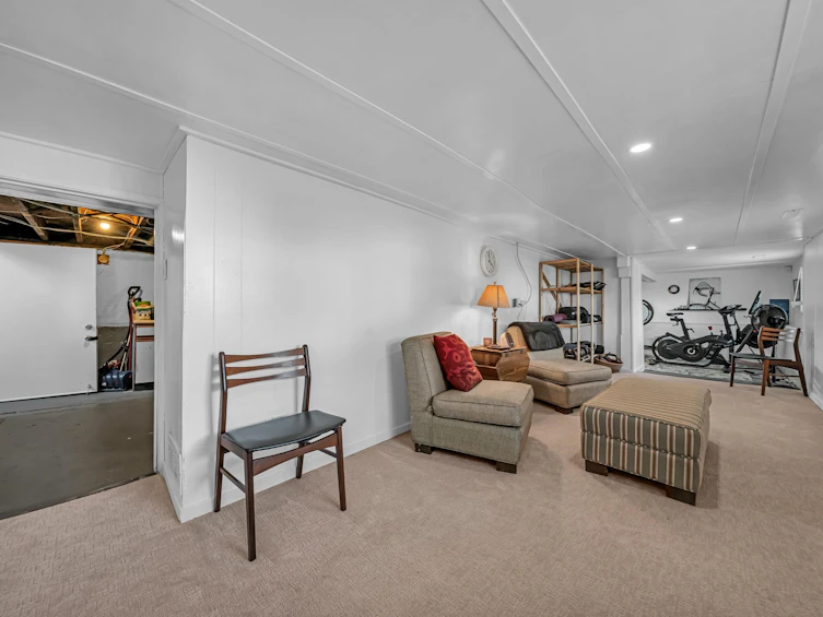 3904 Inverness Street, Vancouver, BC, V5V 4W3 - 32