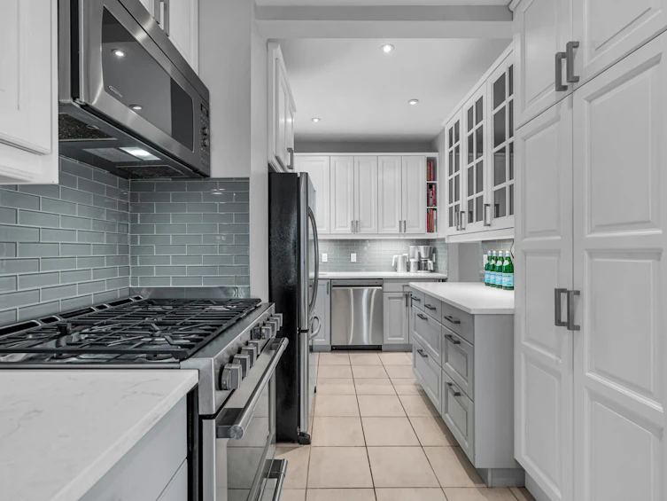 3904 Inverness Street, Vancouver, BC, V5V 4W3 - 9
