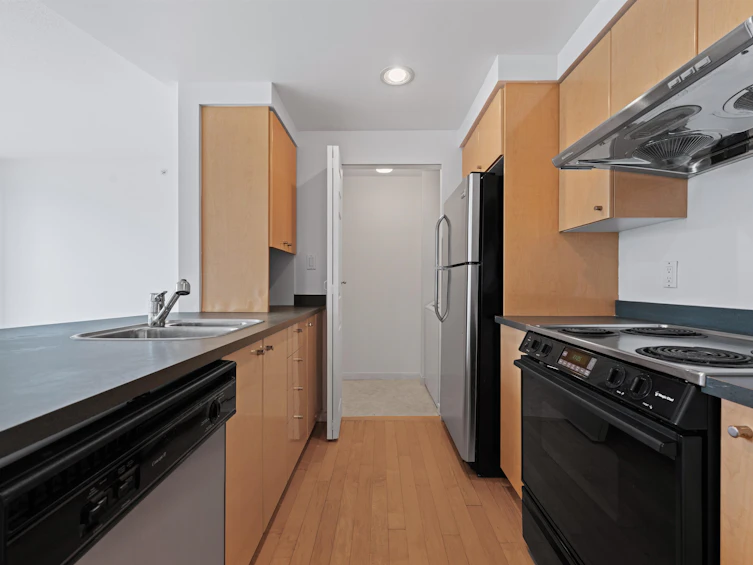 1902-1008 Cambie Street, Vancouver, BC, V6B 6J7 - 12